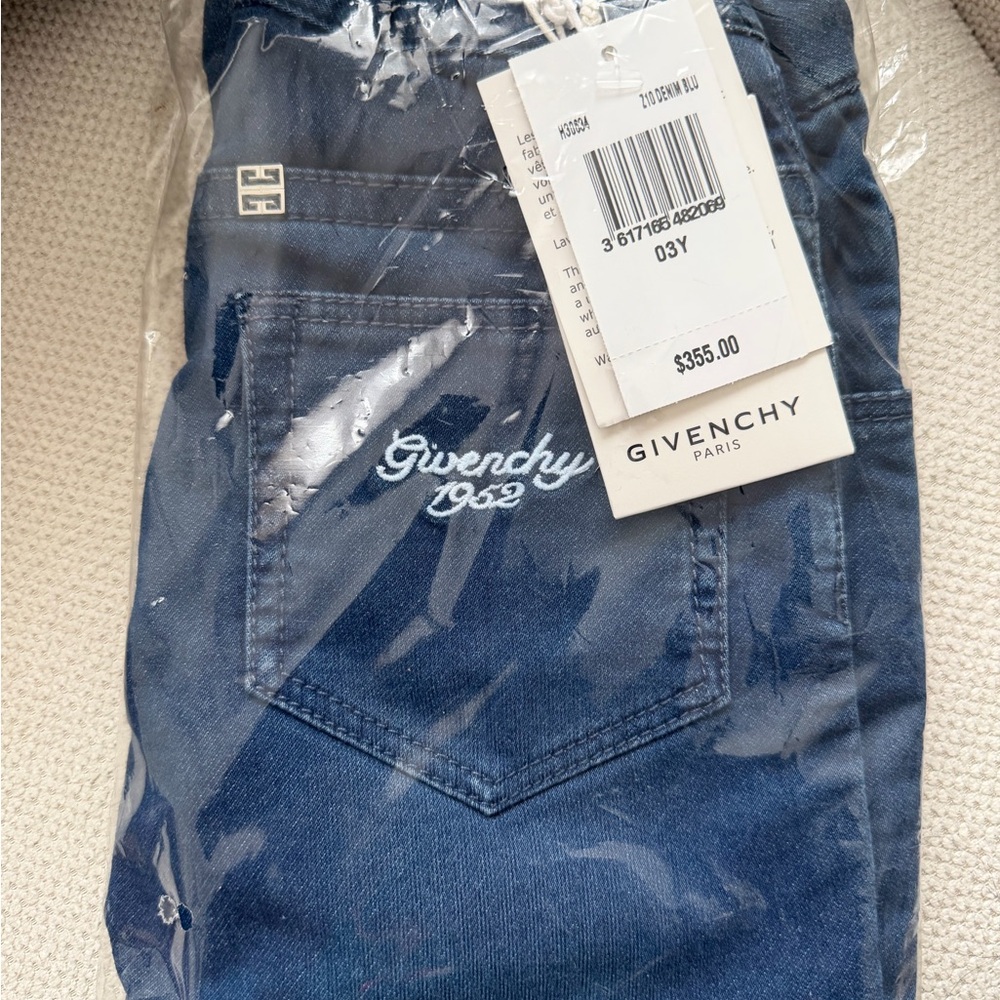 Kids Givenchy Jeans Size 3Y NWT Retail $355 - Picture 9 of 9